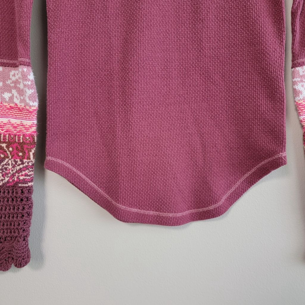 Free People XS In The Mix Cuff Thermal Crochet Knit Sleeve Burgundy Top Henley - Picture 7 of 11